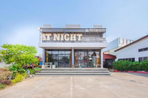 OYO 650 At Night Pranburi